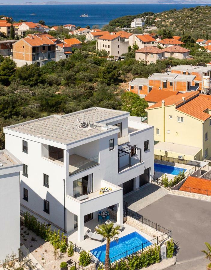 Apartment Luxury La Murter