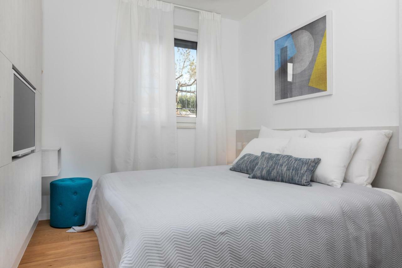 Luxury La Apartment