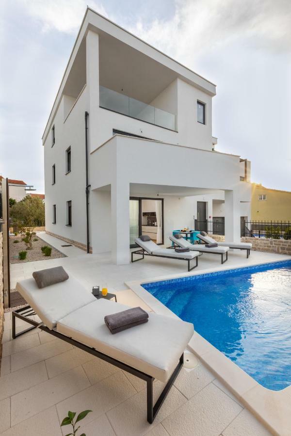 Luxury La * Murter
